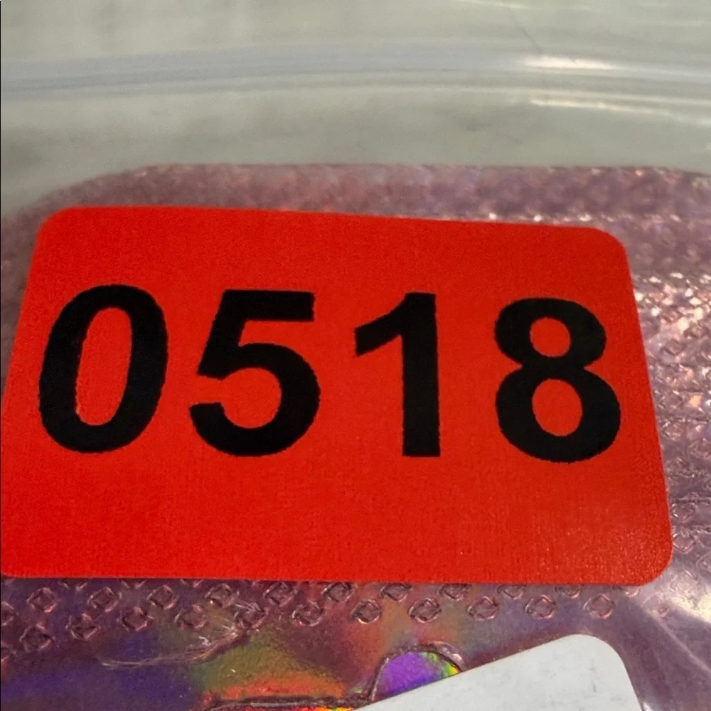 💜3/$15   50 pieces Holographic Pink Pouches
